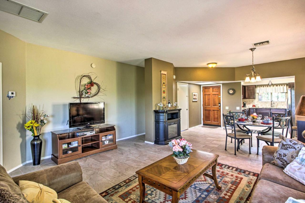 Relaxing Green Valley Townhome About 30 Mi To Tucson! Esterno foto